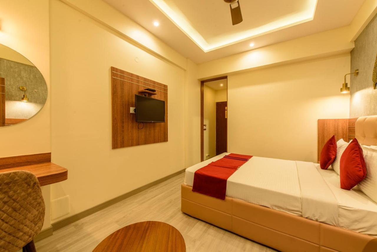 Bangalore Gate Hotel & Conferences Ngoại thất bức ảnh