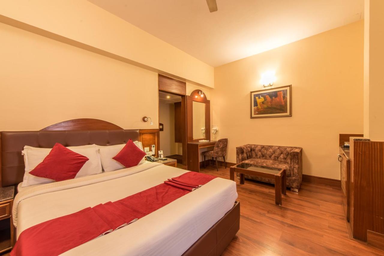 Bangalore Gate Hotel & Conferences Ngoại thất bức ảnh