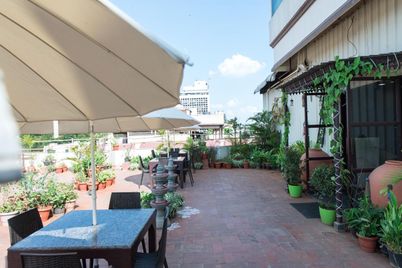 Bangalore Gate Hotel & Conferences Ngoại thất bức ảnh